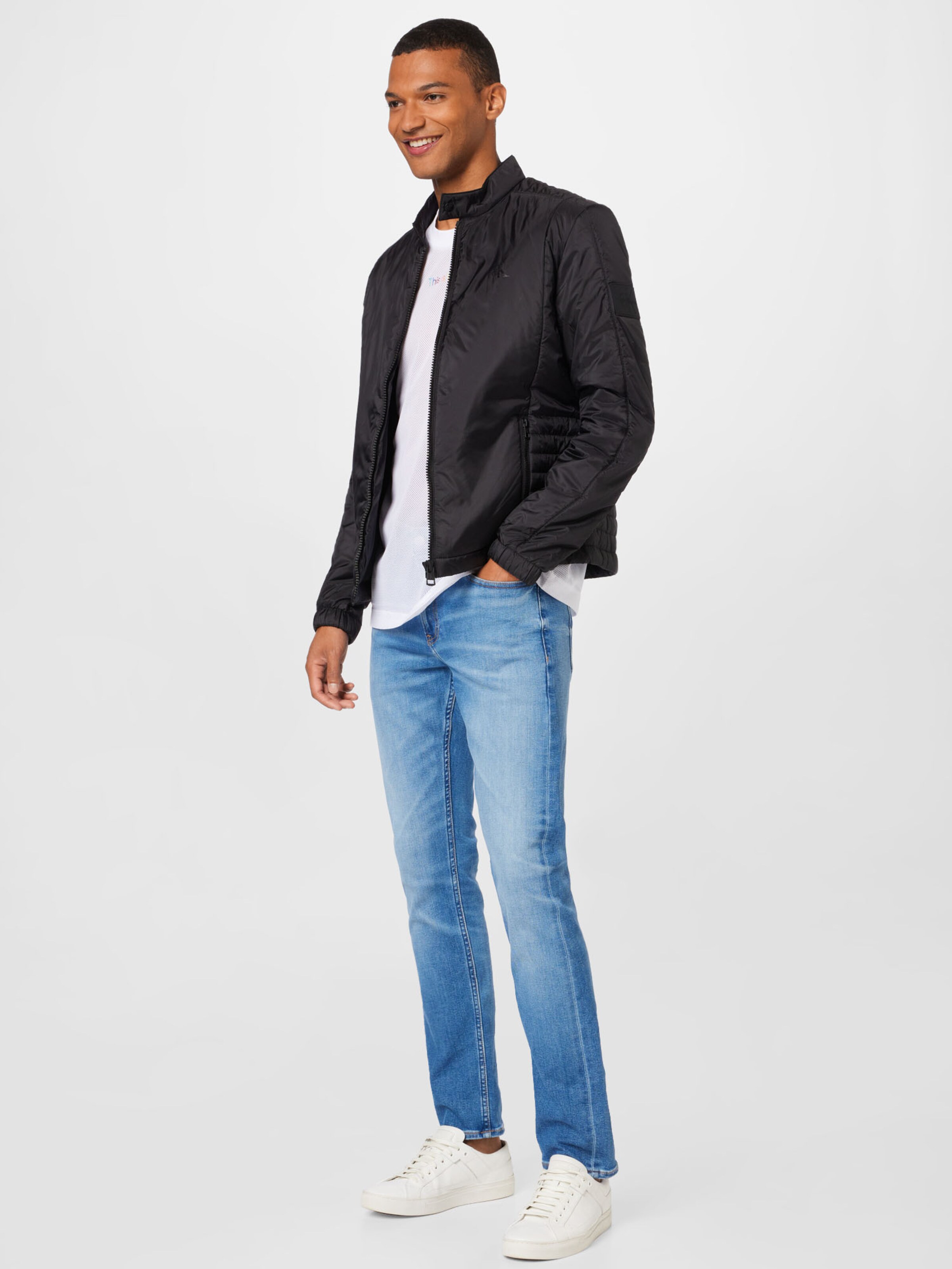 Männer Jacken Calvin Klein Jeans Jacke in Schwarz - FX78263