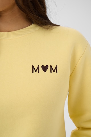 Sweat-shirt Kaffe en jaune