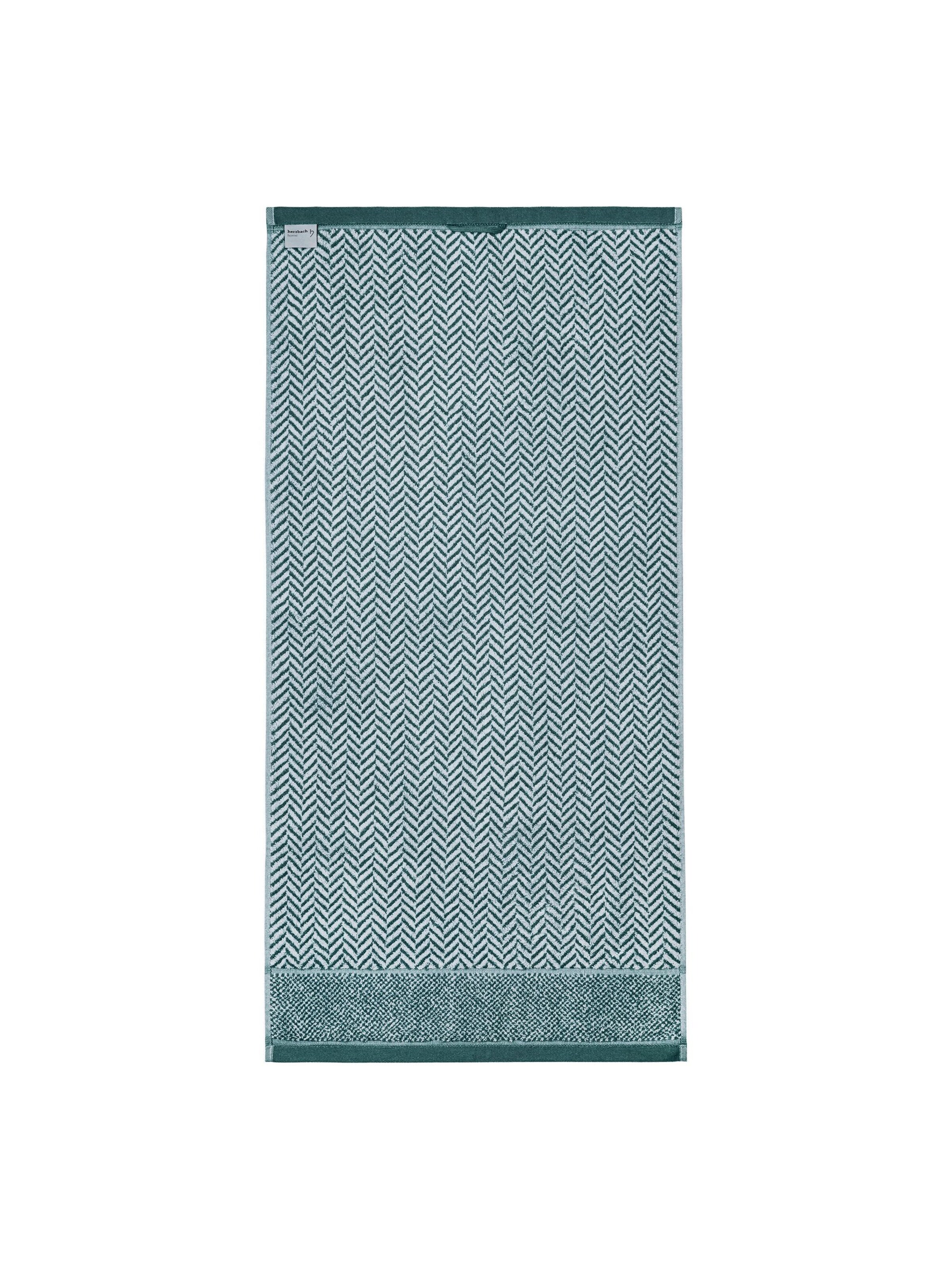 Herzbach home Towel in Green