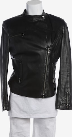 Schyia Jacket & Coat in M in Black: front