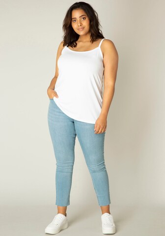 BASE LEVEL CURVY Top 'Alexa' in White