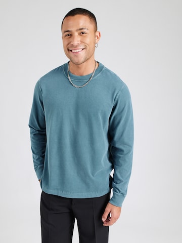 Abercrombie & FitchMajica - plava boja: prednji dio