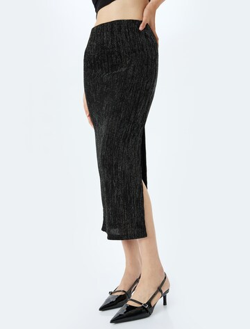Koton Skirt in Black: front