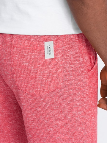 Ombre Regular Sporthose‌‌‌‌‌‌‌‌ in Rot