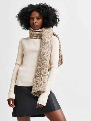 Pullover 'Amelia' di SELECTED FEMME in beige