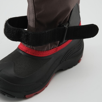 Kamik Boots in Grau