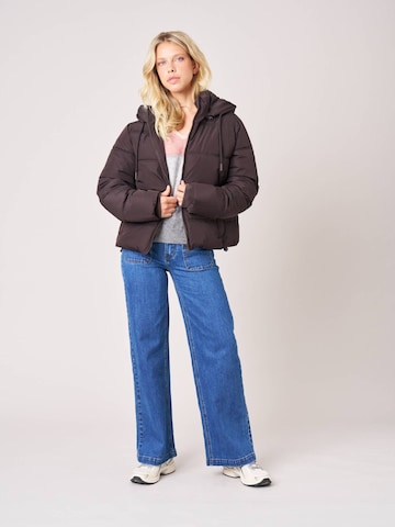 Deeluxe Winter Coat in Brown