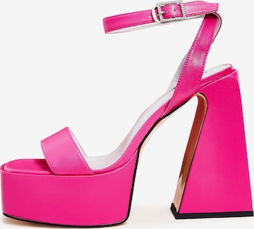 CESARE GASPARI Sandale in Pink: Vorderseite