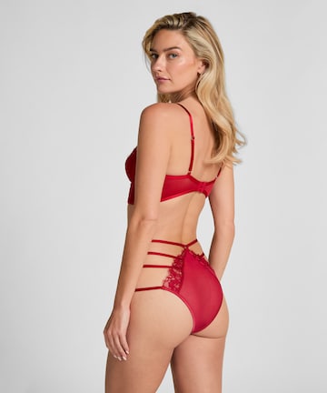 Invisible Soutien-gorge 'NOEKI' Hunkemöller en rouge