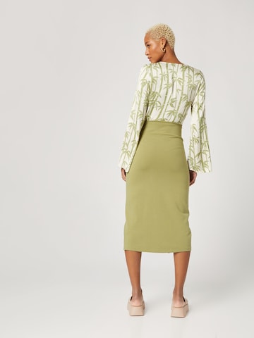 Katy Perry exclusive for ABOUT YOU Skirt 'Rose' in Green