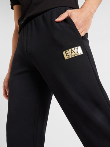 Regular Pantalon EA7 Emporio Armani en noir