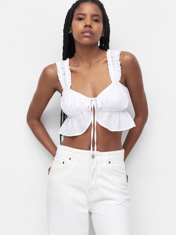 Pull&Bear Blouse in White: front