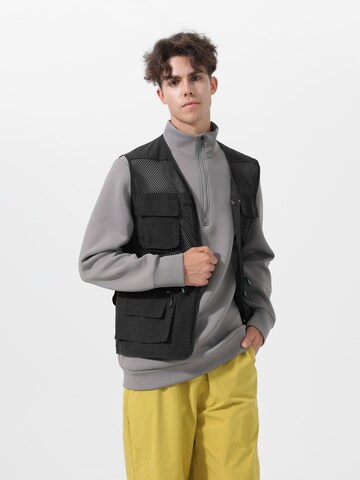 Youthup Sports Vest in Black