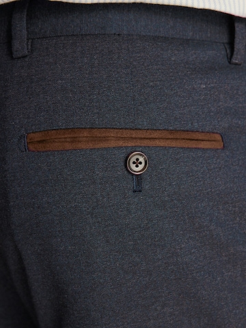 Next Slimfit Hose in Blau