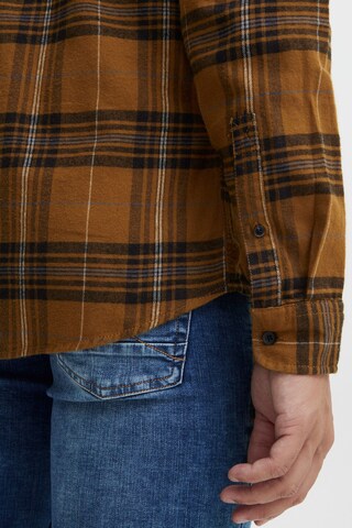Slim fit Camicia di BLEND in bronzo