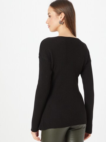 Pulover 'JAC JOSSA' de la In The Style pe negru