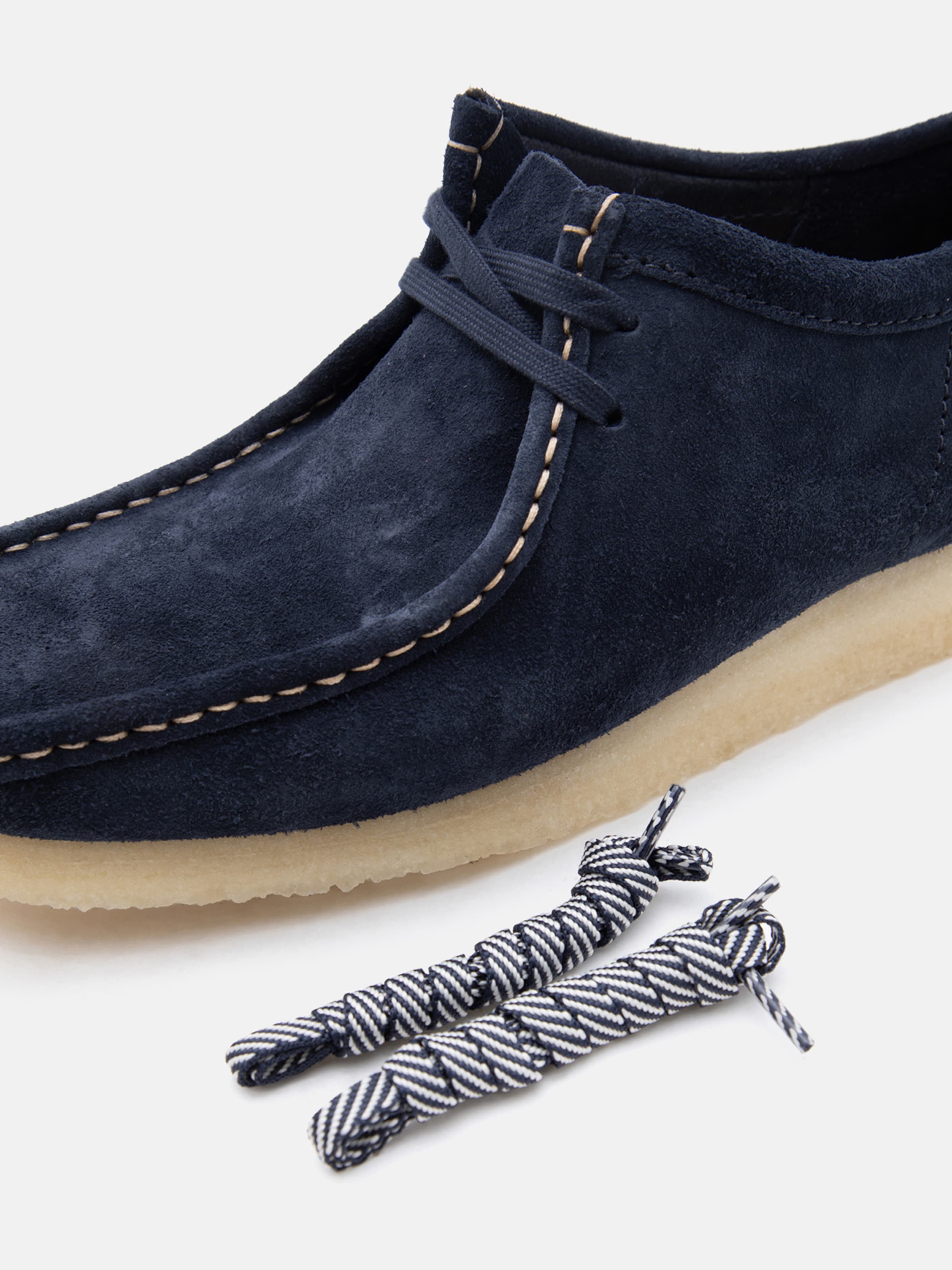 Clarks Originals Moccasins 'Wallabee' in Navy | ABOUT YOU
