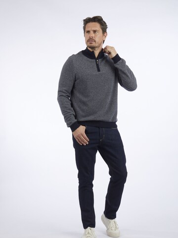 HECHTER PARIS Sweater in Blue