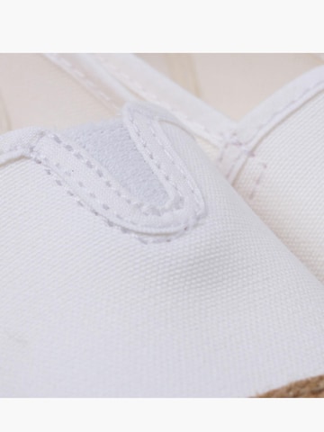 Pisamonas - Sandalias en blanco