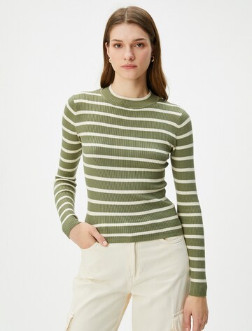 Koton Sweater in Green: front