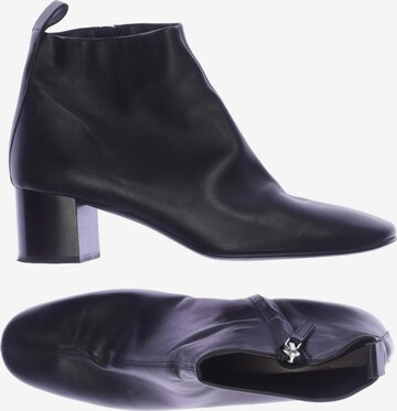 Everlane Dress Boots in 42,5 in Black: front