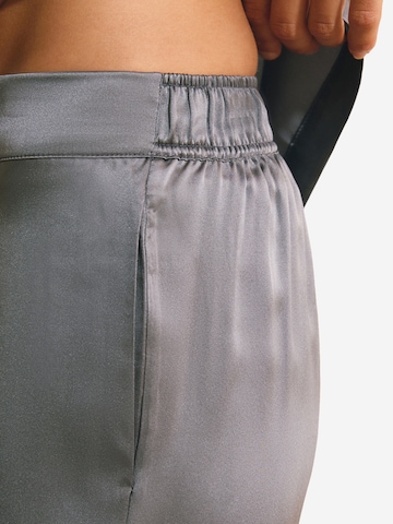 ETAM Pyjamahose 'Pearly' in Grau