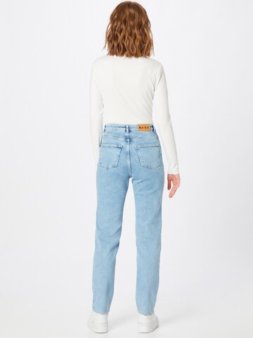 NA-KD regular Jeans i blå