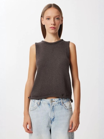 Happiness İstanbul Knit cardigan in Brown