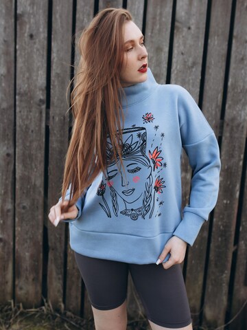 RADADA Sweatshirt 'COURLAND' in Blauw