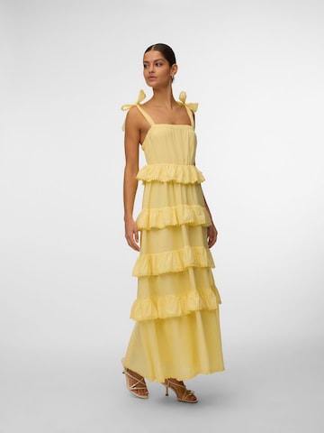 VERO MODA - Vestido 'VMDOLORES' en amarillo