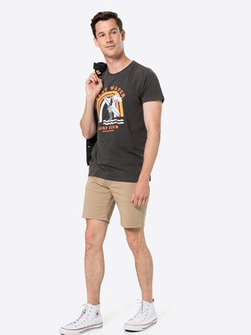Revolution T-Shirt in Schwarz