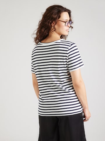 ONLY Carmakoma - Camiseta 'CARKIKO' en blanco