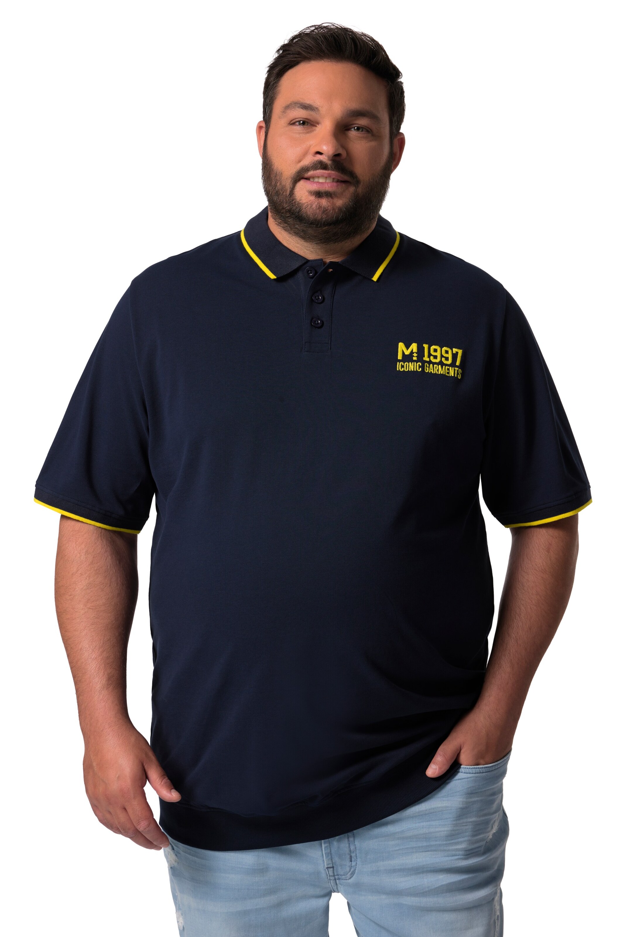 Men Plus Shirt in Blue: front