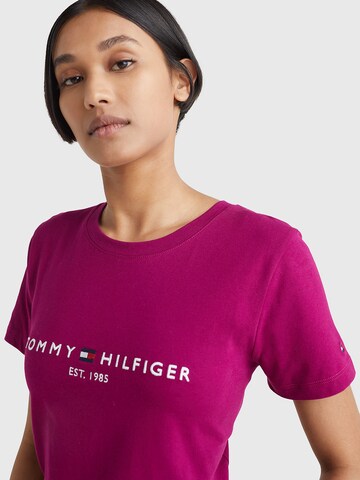 TOMMY HILFIGER T-Shirt in Rot