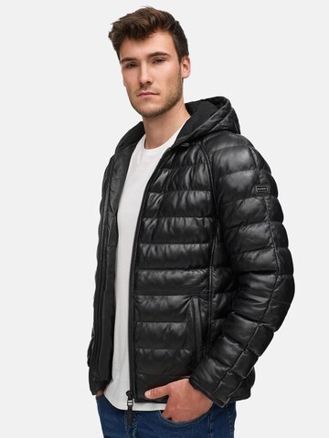 Tazzio Winterjacke 'A804' in Schwarz