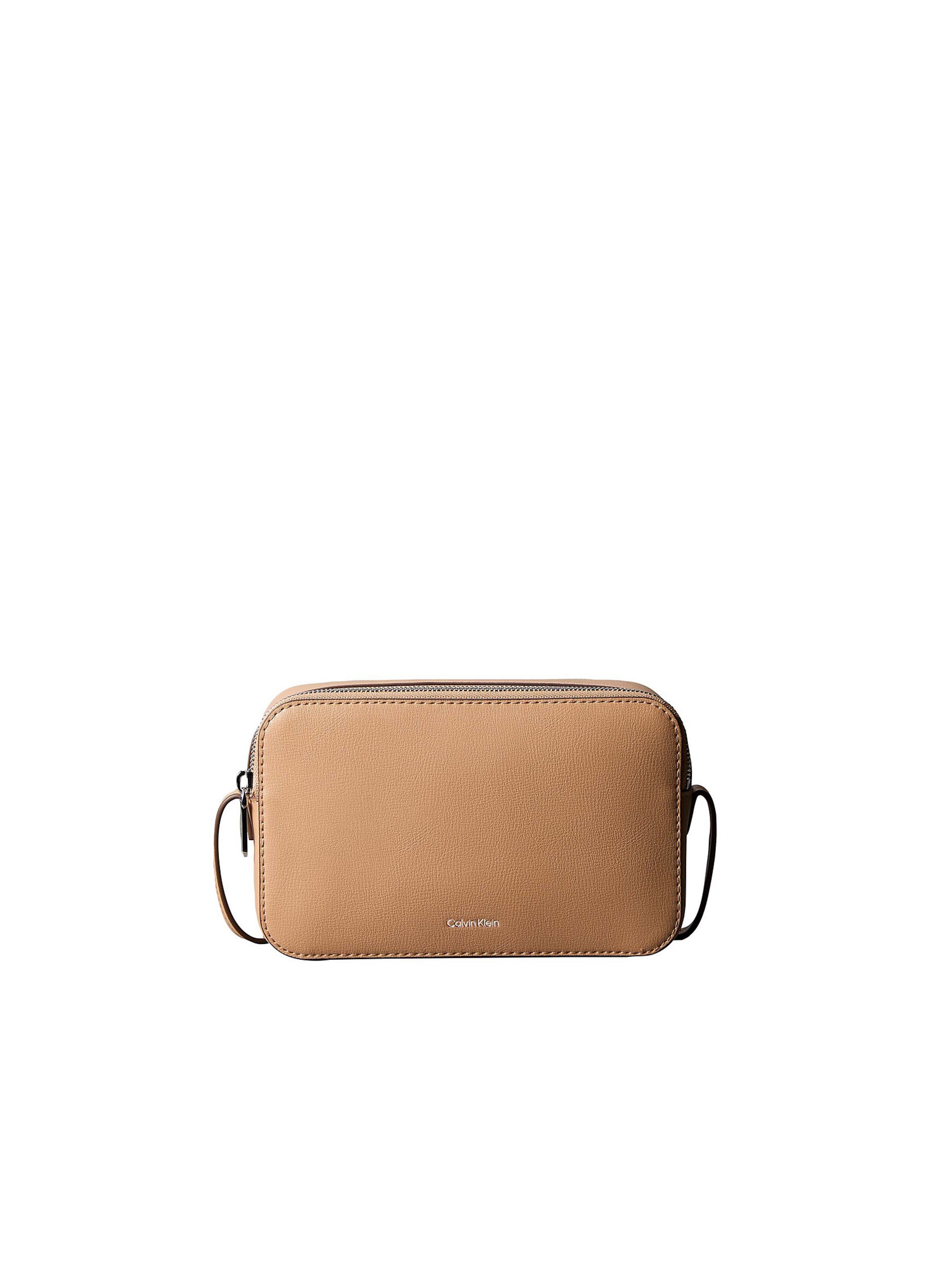 Calvin Klein Umhängetasche in Beige: Vorderseite