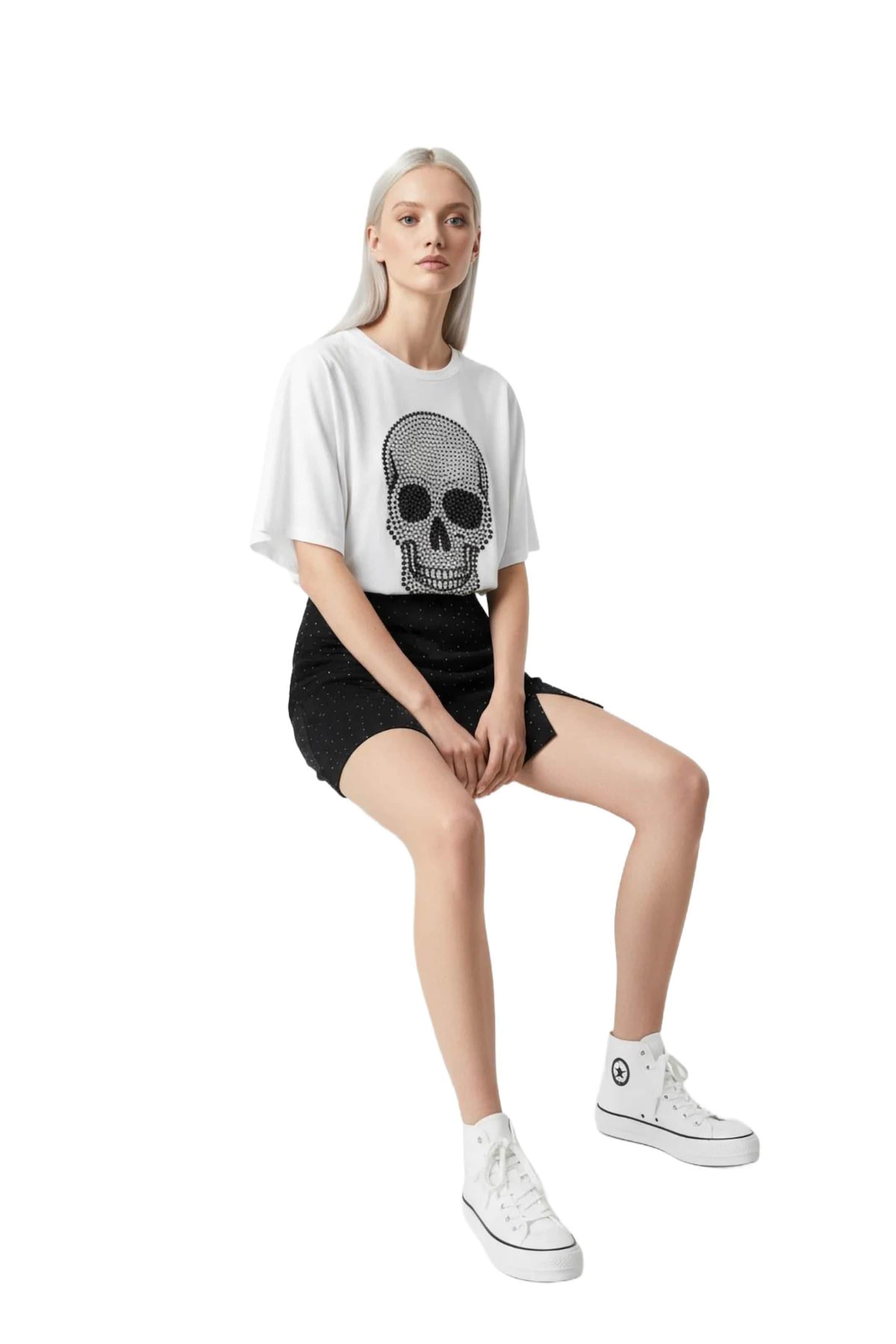 Alexa Dash Skirt in Black