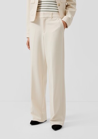 Wide Leg Pantalon à plis s.Oliver en beige : devant