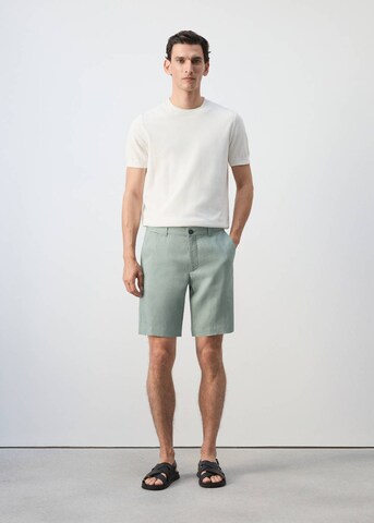 MANGO MAN Regular Shorts 'Carp' in Grün