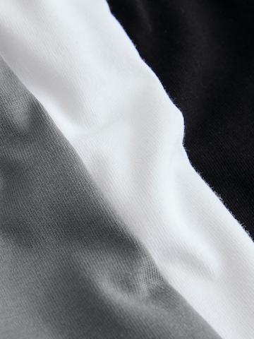 Next Bluser & t-shirts i grå