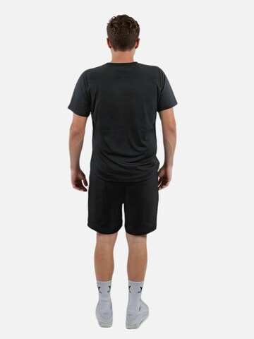 HEFTYKA Regular Sporthose‌‌‌‌‌‌‌‌ in Schwarz
