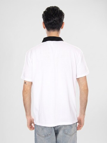 Santa Cruz Bluser & t-shirts 'DELFINO FLOWER GUYS POLO' i hvid