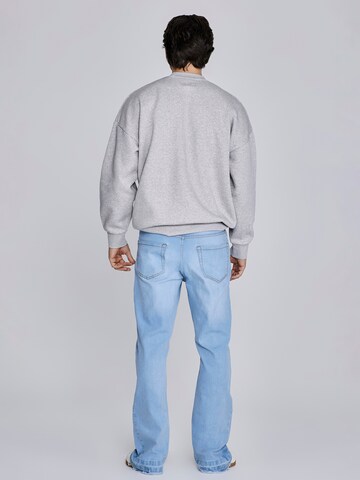 SikSilk Sweatshirt in Grey