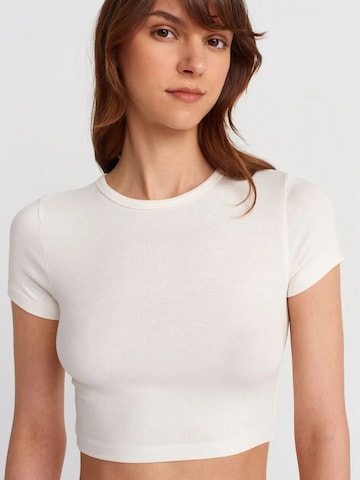 T-shirt 'T-Shirts' Dilvin en blanc