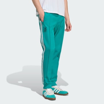 Effilé Pantalon de sport 'Liverpool FC Terrace Icons' ADIDAS ORIGINALS en vert : devant