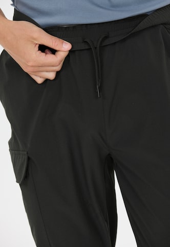 Virtus Regular Sweatpants 'Caro' in Schwarz