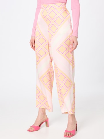 Regular Pantalon 'SILLE' Coster Copenhagen en rose : devant