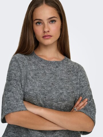 ONLY Pullover 'AZU' in Grau