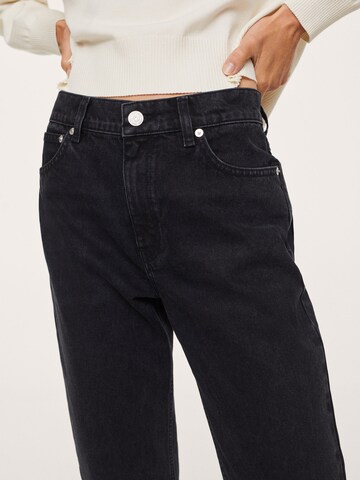 MANGO Tapered Jeans 'Mom80' in Schwarz