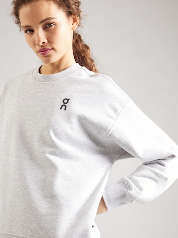 Sweat-shirt 'R,F,E,O' On en gris